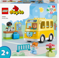 10988 LEGO® DUPLO Town Brauciens autobusā