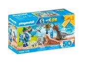 PLAYMOBIL FAMILY FUN Keeper with Animals, 71448