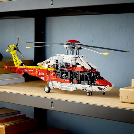 42145 LEGO® Technic Glābšanas helikopters Airbus H175 42145