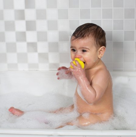 PLAYGRO pilnībā noslēgts vannas rotaļlietas Bright Baby Duckies, 0188411 0188411