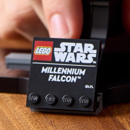 75375 LEGO® Star Wars™ Millennium Falcon™ 