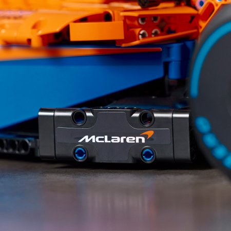 42141 LEGO® Technic McLaren Formula 1™ sacīkšu auto 42141